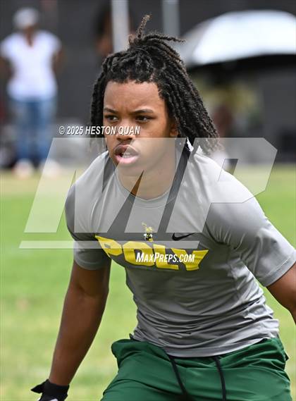 Thumbnail 1 in Inglewood vs. Long Beach Poly  (Battle at the Beach) photogallery.