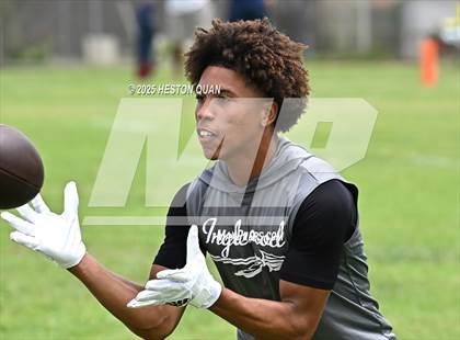 Thumbnail 2 in Inglewood vs. Long Beach Poly  (Battle at the Beach) photogallery.