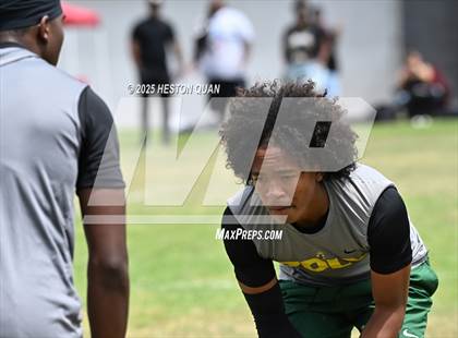 Thumbnail 2 in Inglewood vs. Long Beach Poly  (Battle at the Beach) photogallery.