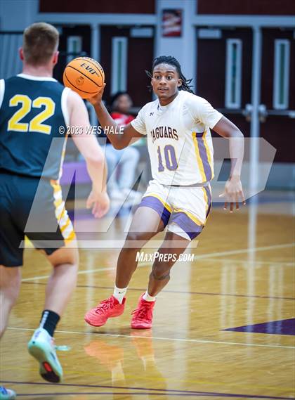 Thumbnail 1 in Hernando @ DeSoto Central photogallery.