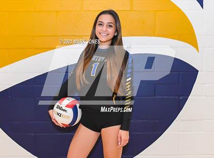 Thumbnail 3 in Phoenix Country Day - Seniors photogallery.
