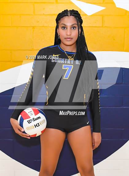 Thumbnail 1 in Phoenix Country Day - Seniors photogallery.