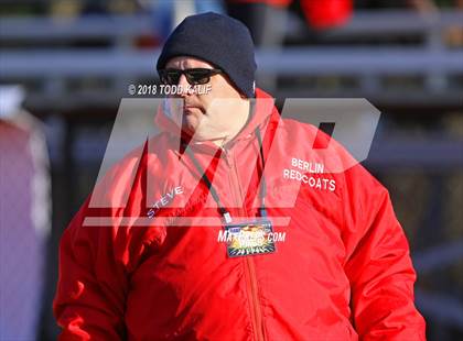 Thumbnail 2 in St. Joseph vs. Berlin (CIAC Class M Final) photogallery.