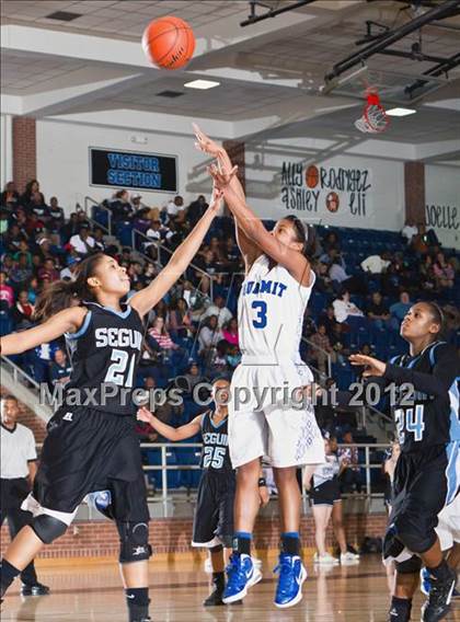 Thumbnail 1 in Seguin @ Mansfield Summit photogallery.