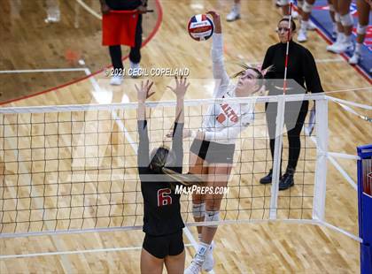 Thumbnail 1 in Walton vs. Lambert (GHSA 7A Quarterfinal State Volleyball Championship) photogallery.