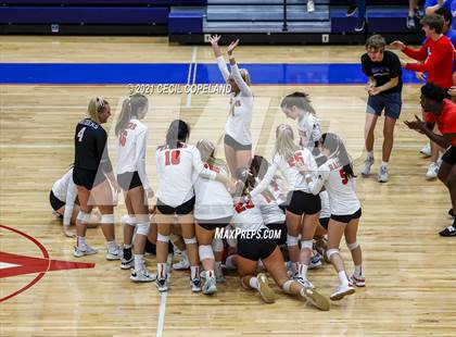 Thumbnail 2 in Walton vs. Lambert (GHSA 7A Quarterfinal State Volleyball Championship) photogallery.