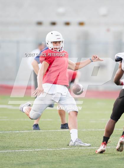 Thumbnail 2 in Oak Hills @ Los Osos (Scrimmage) photogallery.