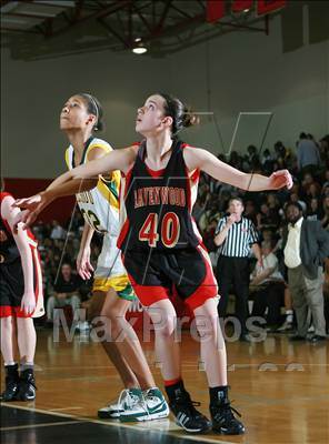 Thumbnail 2 in Ravenwood vs. Hillsboro (3A District 11 League - Semi-Final) photogallery.