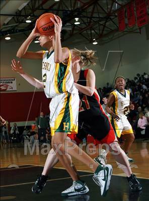 Thumbnail 3 in Ravenwood vs. Hillsboro (3A District 11 League - Semi-Final) photogallery.