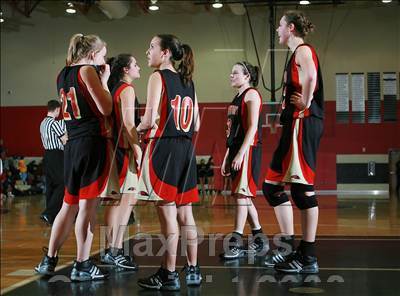Thumbnail 2 in Ravenwood vs. Hillsboro (3A District 11 League - Semi-Final) photogallery.