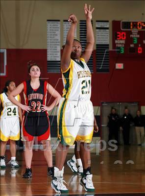 Thumbnail 2 in Ravenwood vs. Hillsboro (3A District 11 League - Semi-Final) photogallery.