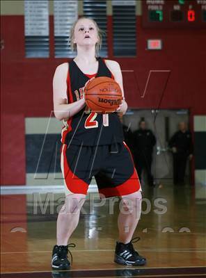 Thumbnail 3 in Ravenwood vs. Hillsboro (3A District 11 League - Semi-Final) photogallery.