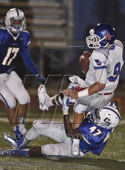 Thumbnail 3 in Los Alamitos @ Charter Oak photogallery.