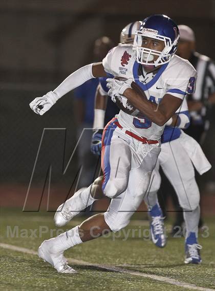 Thumbnail 3 in Los Alamitos @ Charter Oak photogallery.