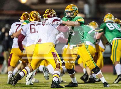 Thumbnail 2 in Tumwater vs. Enumclaw (2A Playoffs) photogallery.