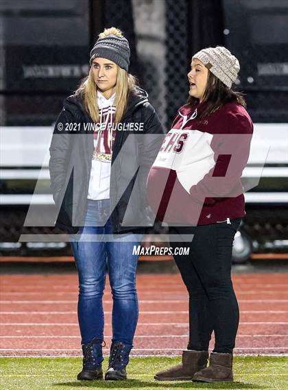 Thumbnail 2 in Tumwater vs. Enumclaw (2A Playoffs) photogallery.