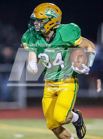 Thumbnail 1 in Tumwater vs. Enumclaw (2A Playoffs) photogallery.
