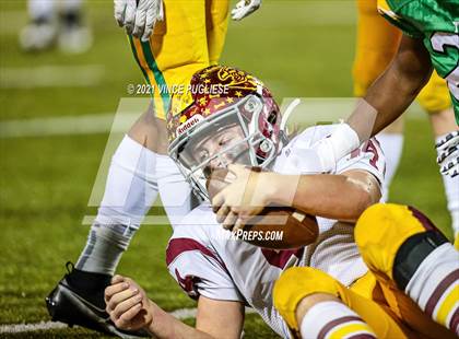 Thumbnail 3 in Tumwater vs. Enumclaw (2A Playoffs) photogallery.
