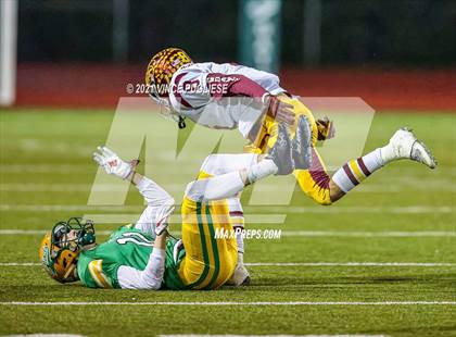 Thumbnail 3 in Tumwater vs. Enumclaw (2A Playoffs) photogallery.