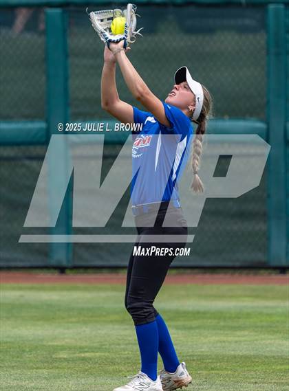 Thumbnail 2 in SCAI North/South All-Star Classic Game 2 photogallery.