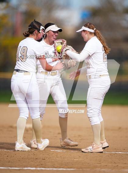 Thumbnail 3 in Ponderosa @ Palmer Ridge (CHSAA 4A First Round) photogallery.