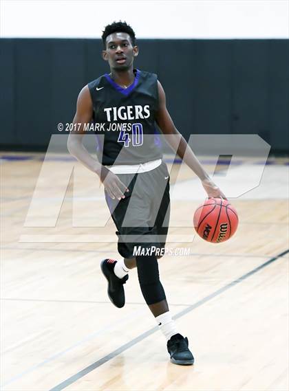 Thumbnail 2 in Rincon/University vs. Millennium  (Judy Dixon Holiday Tournament) photogallery.