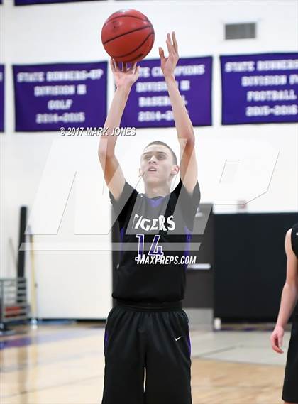 Thumbnail 3 in Rincon/University vs. Millennium  (Judy Dixon Holiday Tournament) photogallery.