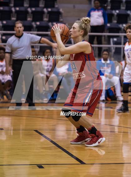 Thumbnail 2 in Alba-Golden vs. Hampton Prep (UIL 3A Bi-District Playoff) photogallery.