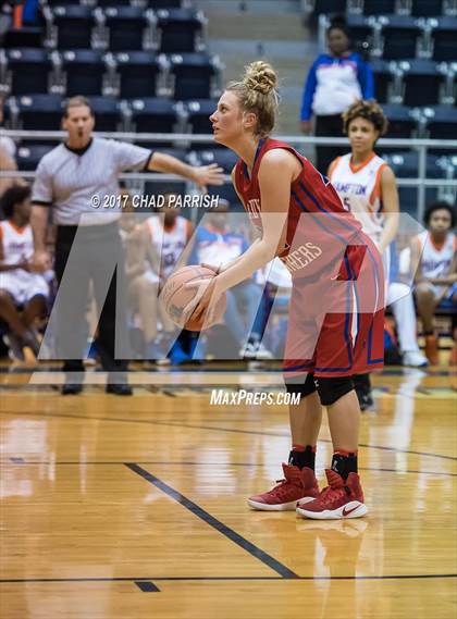 Thumbnail 1 in Alba-Golden vs. Hampton Prep (UIL 3A Bi-District Playoff) photogallery.