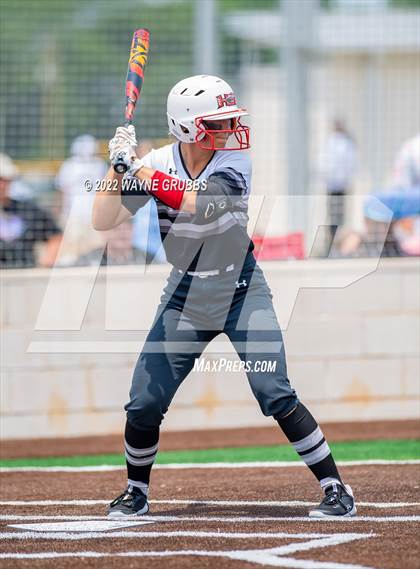Thumbnail 1 in Prairiland vs. Hughes Springs (UIL 3A Region II Semifinal) photogallery.