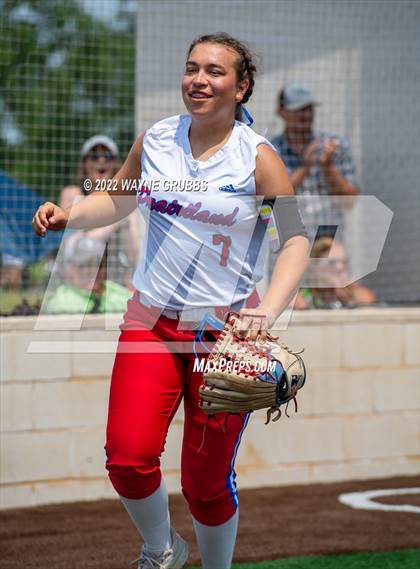 Thumbnail 2 in Prairiland vs. Hughes Springs (UIL 3A Region II Semifinal) photogallery.
