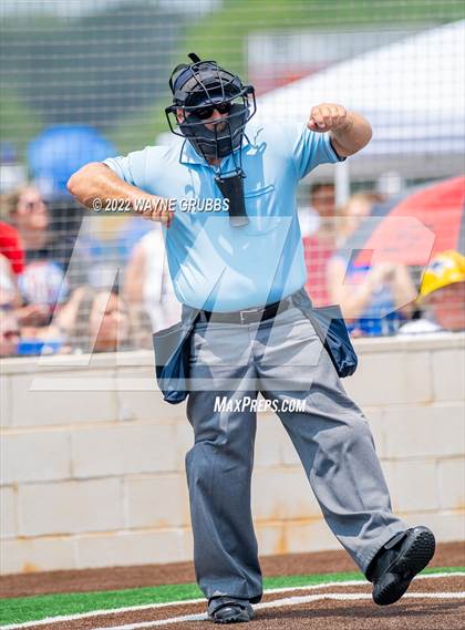Thumbnail 3 in Prairiland vs. Hughes Springs (UIL 3A Region II Semifinal) photogallery.