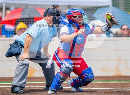 Thumbnail 3 in Prairiland vs. Hughes Springs (UIL 3A Region II Semifinal) photogallery.