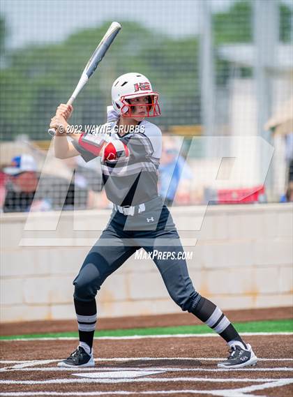 Thumbnail 2 in Prairiland vs. Hughes Springs (UIL 3A Region II Semifinal) photogallery.