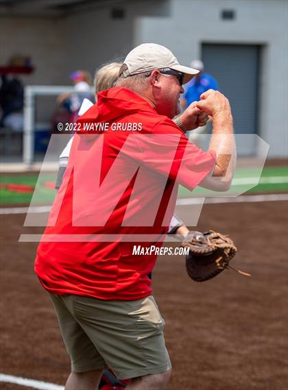 Thumbnail 1 in Prairiland vs. Hughes Springs (UIL 3A Region II Semifinal) photogallery.