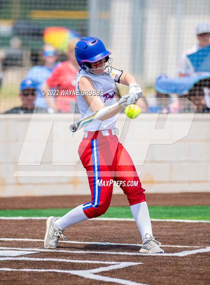 Thumbnail 1 in Prairiland vs. Hughes Springs (UIL 3A Region II Semifinal) photogallery.