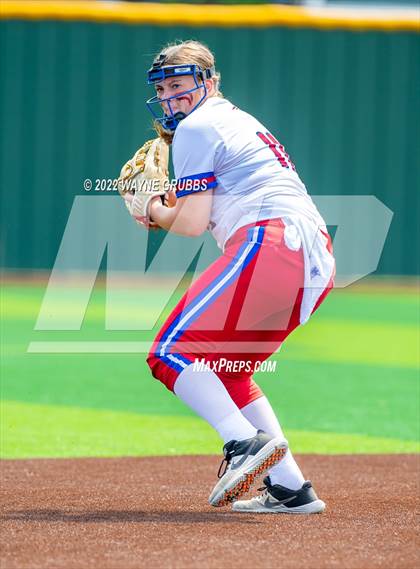 Thumbnail 3 in Prairiland vs. Hughes Springs (UIL 3A Region II Semifinal) photogallery.
