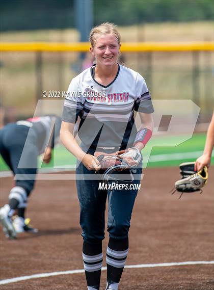 Thumbnail 2 in Prairiland vs. Hughes Springs (UIL 3A Region II Semifinal) photogallery.