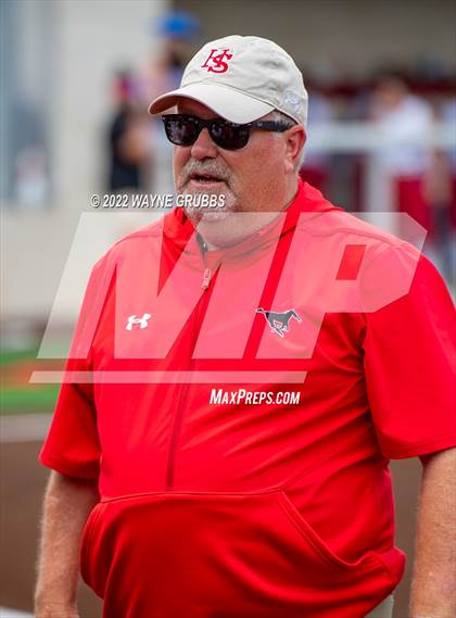 Thumbnail 1 in Prairiland vs. Hughes Springs (UIL 3A Region II Semifinal) photogallery.