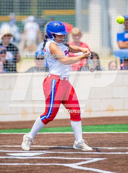 Thumbnail 2 in Prairiland vs. Hughes Springs (UIL 3A Region II Semifinal) photogallery.