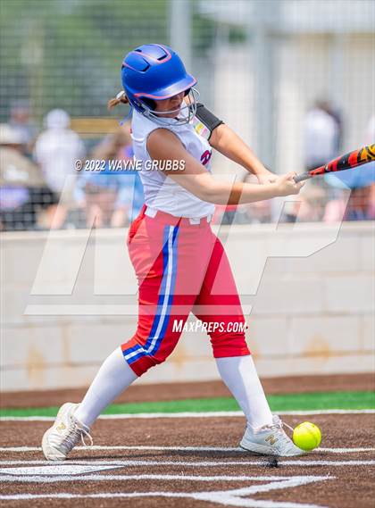 Thumbnail 1 in Prairiland vs. Hughes Springs (UIL 3A Region II Semifinal) photogallery.