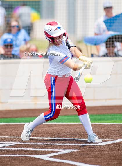 Thumbnail 3 in Prairiland vs. Hughes Springs (UIL 3A Region II Semifinal) photogallery.
