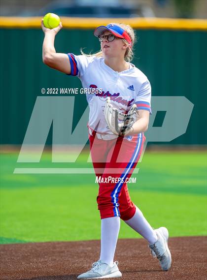 Thumbnail 1 in Prairiland vs. Hughes Springs (UIL 3A Region II Semifinal) photogallery.