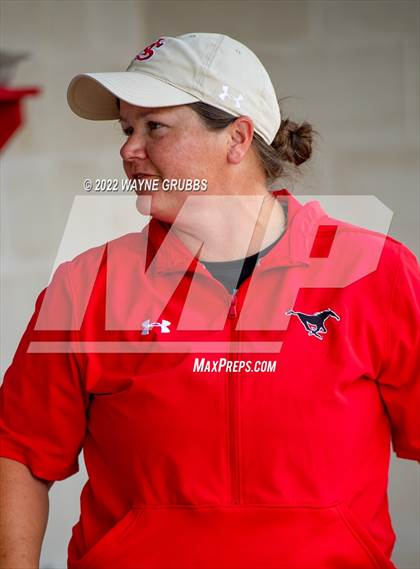 Thumbnail 2 in Prairiland vs. Hughes Springs (UIL 3A Region II Semifinal) photogallery.