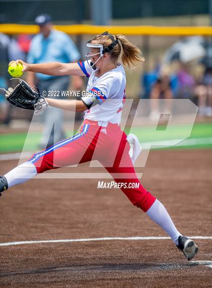 Thumbnail 3 in Prairiland vs. Hughes Springs (UIL 3A Region II Semifinal) photogallery.