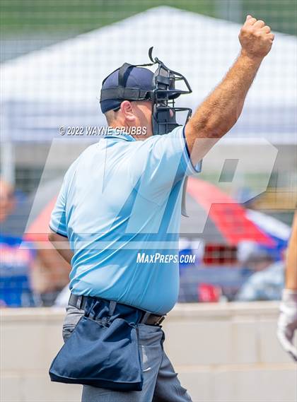 Thumbnail 1 in Prairiland vs. Hughes Springs (UIL 3A Region II Semifinal) photogallery.