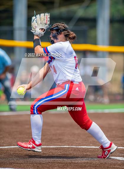 Thumbnail 1 in Prairiland vs. Hughes Springs (UIL 3A Region II Semifinal) photogallery.