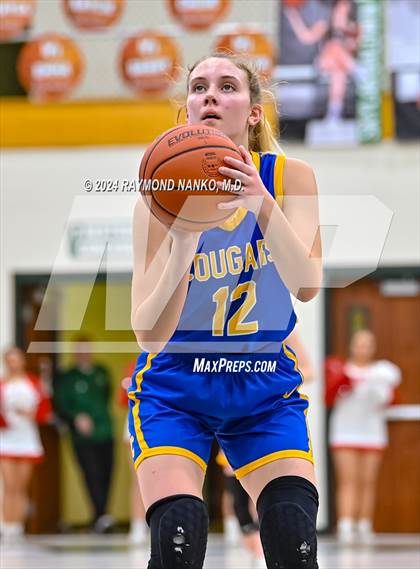 Thumbnail 1 in Greenfield-Central vs New Palestine (IHSAA 4A Section 9 Round 1) photogallery.