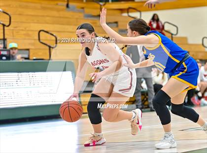 Thumbnail 1 in Greenfield-Central vs New Palestine (IHSAA 4A Section 9 Round 1) photogallery.