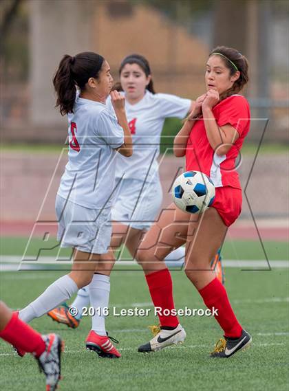 Thumbnail 1 in Stevens vs Taft photogallery.
